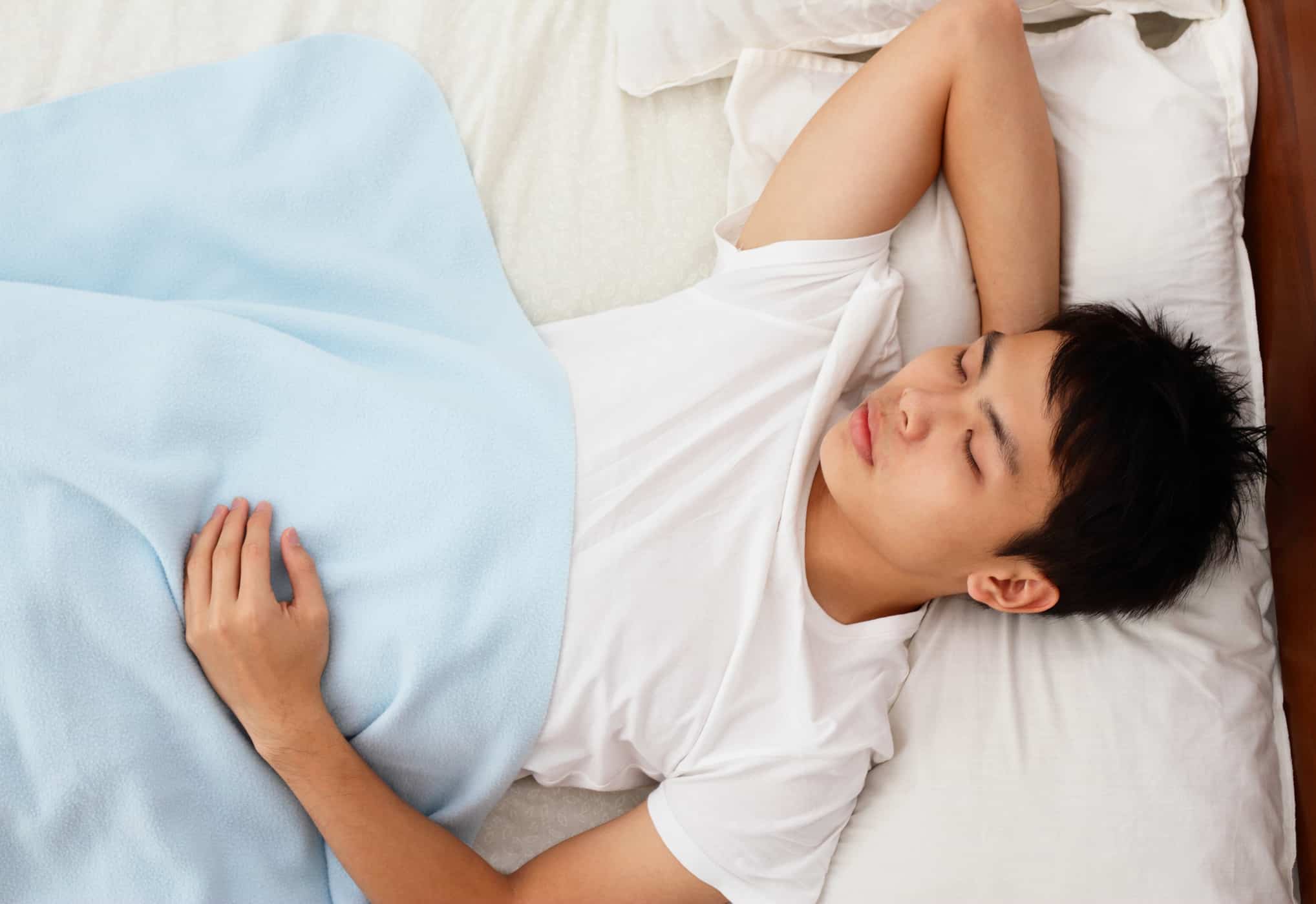 موقف النوم يؤثر على الهضم