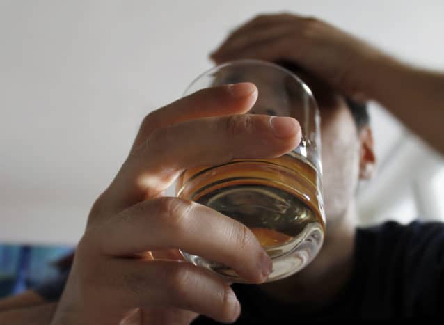 التغلب على الإدمان الغذائي لإدمان الكحول