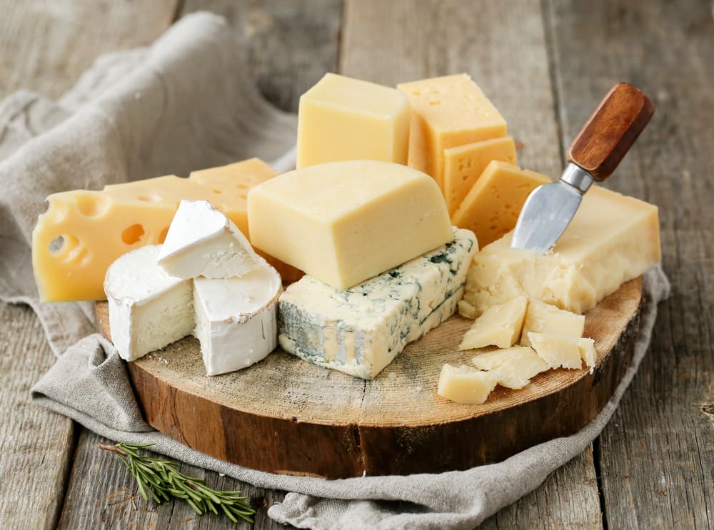 مرض السكري يمكن أن تأكل الجبن