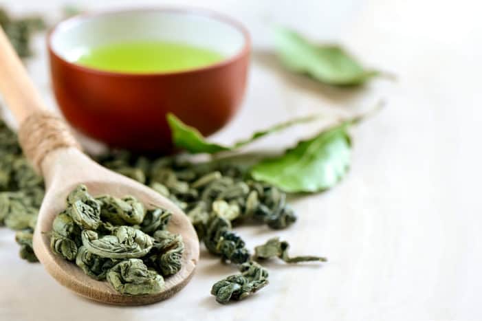 فوائد الشاي الأخضر للروماتيزم