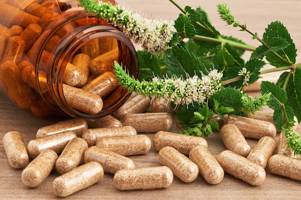 اختر الأدوية العشبية الآمنة للاستهلاك