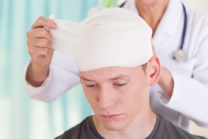 أعراض تلف في الدماغ بسبب إصابة في الرأس