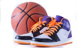 اختر أحذية كرة السلة