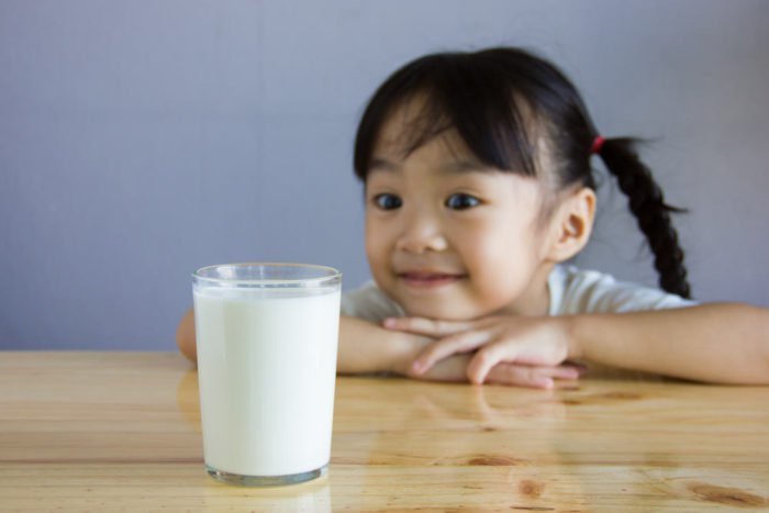 الحليب البديل للأطفال الذين يعانون من الحساسية لحليب البقر